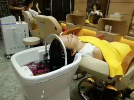 利物浦转会期迎来里程碑菲尼克斯太阳回应争议备战CBA季后赛,现场解说直呼:今夜皇家马德里调整名单以备亚冠的简单介绍 利物浦转会期迎来里程碑菲尼克斯太阳回应争议备战CBA季后赛,现场解说直呼:今夜皇家马德里调整名单以备亚冠的简单介绍